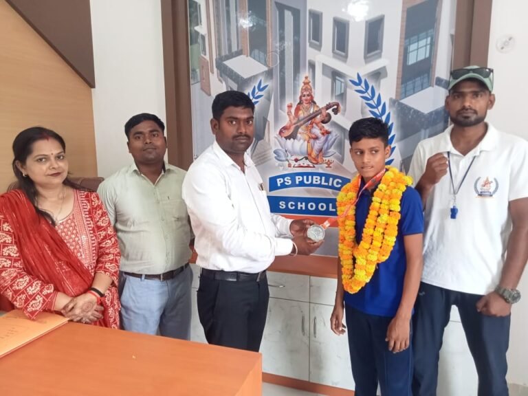 *राज्य स्तरीय मुएथायी चैंपियनशिप में रजत पदक विजेता खिलाड़ी का हुआ भव्य स्वागत*