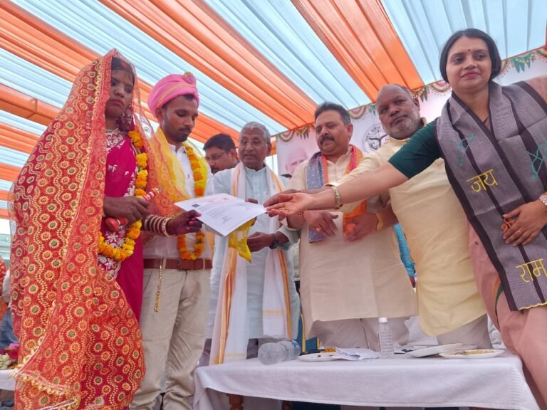 मुख्यमंत्री सामूहिक विवाह कार्यक्रम सुव्यवस्थित ढंग से संपन्न हुआ