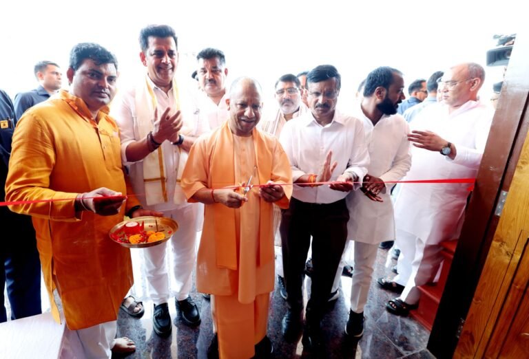 अहमदाबाद में यूपीसीडा ने फार्मा रोड शो का किया सफल आयोजन