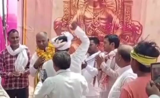 सुहेलदेव स्वाभिमान पार्टी के राष्ट्रीय अध्यक्ष पर हुआ हमला, ओमप्रकाश राजभर पर लगाया हमले का आरोप लगाते नेताजी की थप्पड़ो से पिटाई