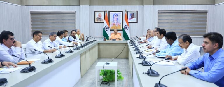 प्रदेश के 10 अंचलों में 237 सेतुओं का निर्माण कर रही योगी सरकार, यातायात प्रबंधन में मिलेगी मदद