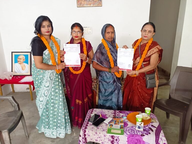 वाराणसी लोजपा महिला मोर्चा की टीम हुयी सक्रीय वाराणसी शहर दक्षिणीसे से तेतर  देवी तो  कैंट से संगीता देवी बानी अध्यक्ष 