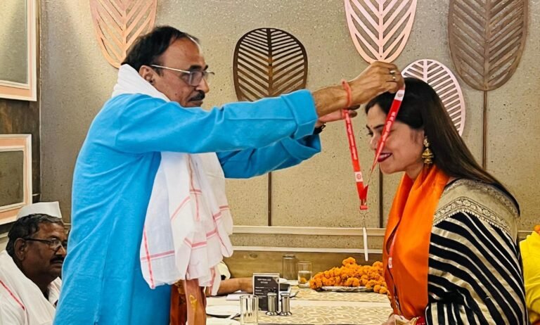 लोजपा नेत्री प्रीति उपाध्याय का उपभोक्ता कल्याण परिषद ने  किया गया  सम्मान