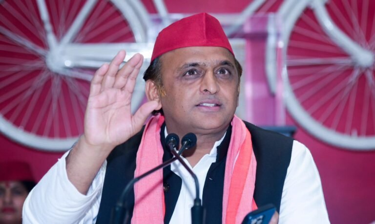 सपा मुखिया अखिलेश यादव ने यूपी बीजेपी अध्यक्ष की नियुक्ति को लेकर बोला हमला