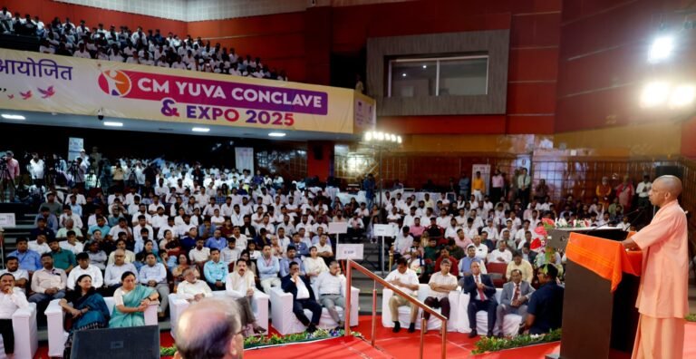 युवाओं को जॉब सीकर से जॉब क्रिएटर बना रही सीएम युवा स्कीमः मुख्यमंत्री योगी