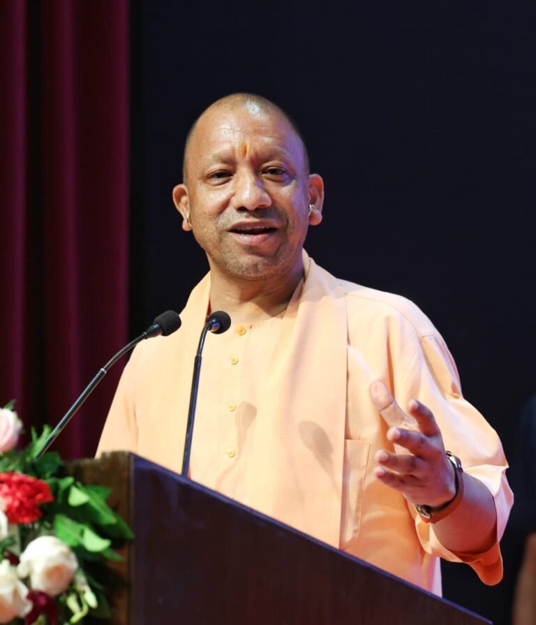 मुख्यमंत्री योगी आदित्यनाथ ने ग्रुप कैप्टन शुभांशु शुक्ला के नाम पर स्कॉलरशिप का किया ऐलान