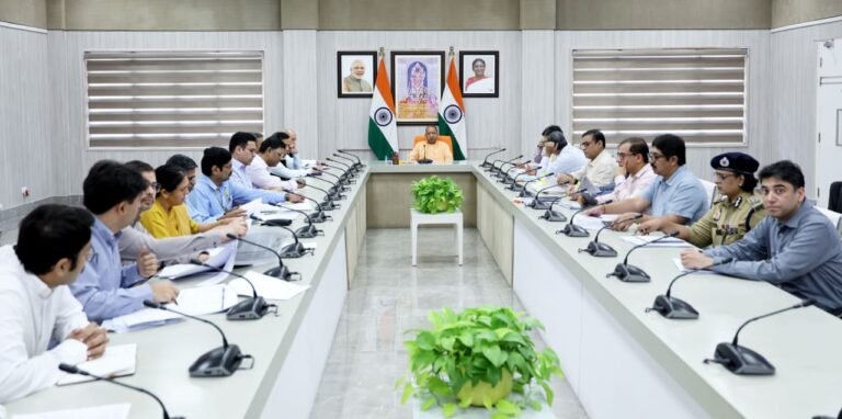 बड़े औद्योगिक और श्रम सुधारों की ओर बढ़ रहा उत्तर प्रदेश, आसान होगा व्यापार, श्रमिक हित होगा सुरक्षित: मुख्यमंत्री