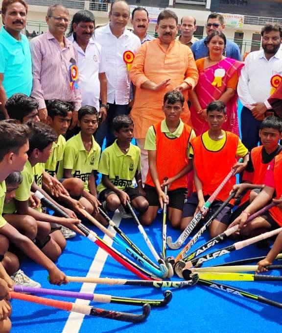 वाराणसी ने दिए हैं राष्ट्रीय एवं अंतर्राष्ट्रीय स्तर के खिलाड़ी-रवीन्द्र जायसवाल