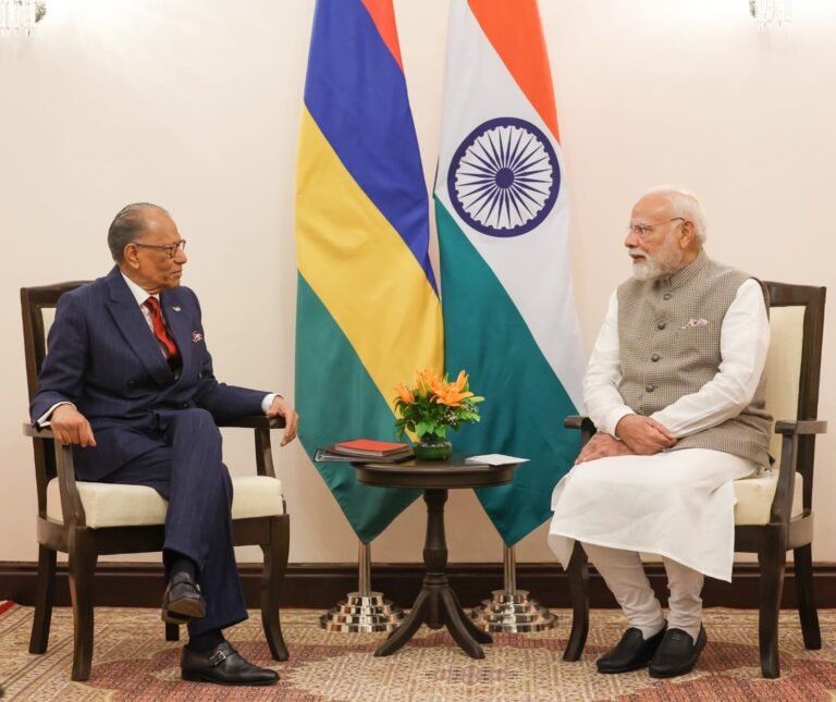 मॉरीशस के प्रधानमंत्री के साथ संयुक्त प्रेस वक्तव्य के दौरान प्रधानमंत्री का प्रेस वक्तव्य