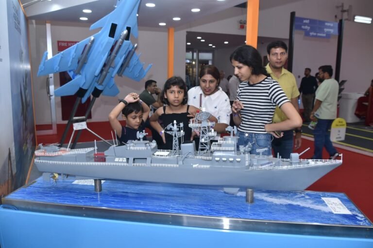 यूपीआईटीएस 2025 का चौथा दिन: कौशल विकास, खादी और युवा उद्यमिता रहे केंद्र में