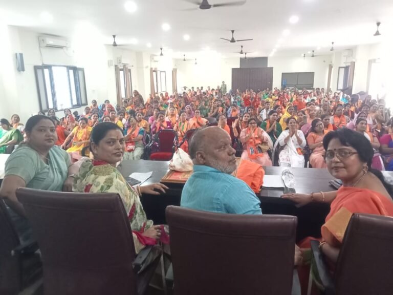 आत्मनिर्भर भारत संकल्प अभियान के तहत महिला सम्मेलन का आयोजन
