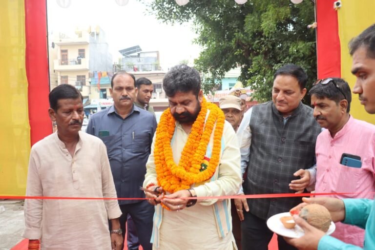 बनारस महोत्सव हस्तशिल्प मेला में दिखा भारतवर्ष के विभिन्न राज्यों का एक अनोखा संगम