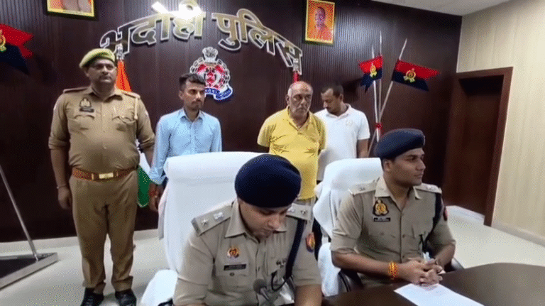 यूपी के बुलंदशहर पुलिस ने ऑन डिमांड लक्जरी कार चोरी करने वाले 3 अन्तर्जनपदीय कार चोरो को हरियाणा से किया गिरफ्तार।