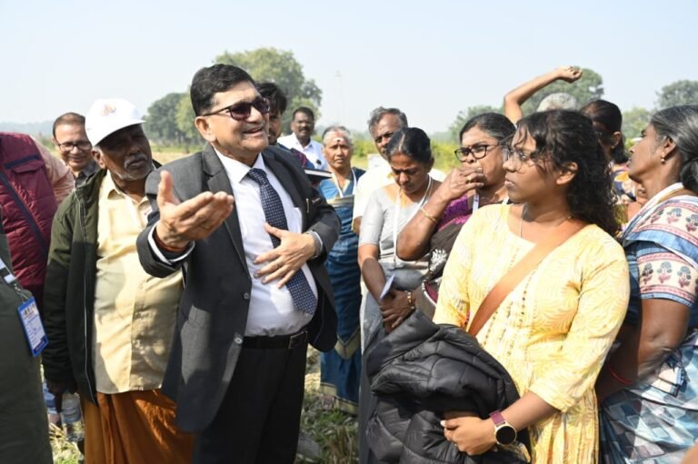 काशी तमिल संगमम् 4.0कृषक समूह ने किया भारत कला भवन का अवलोकन कृषि अनुसंधान फार्म में लिया आधुनिक तकनीकों का प्रशिक्षण