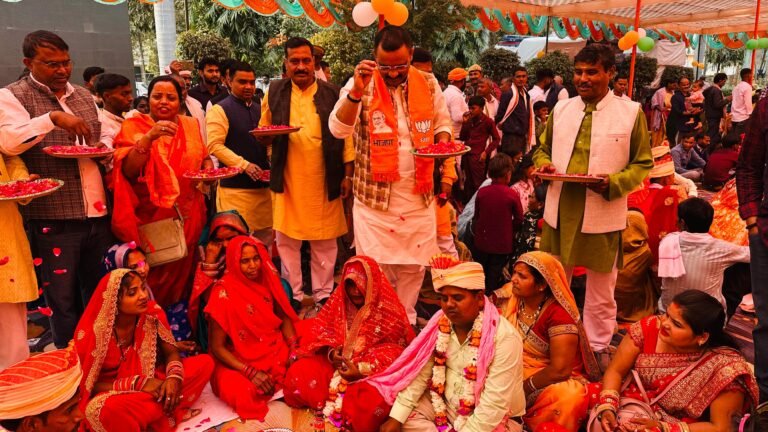 शहीद उद्यान बना सामाजिक समरसता का गवाह, 83 जोड़ों ने थामा एक-दूसरे का हाथ