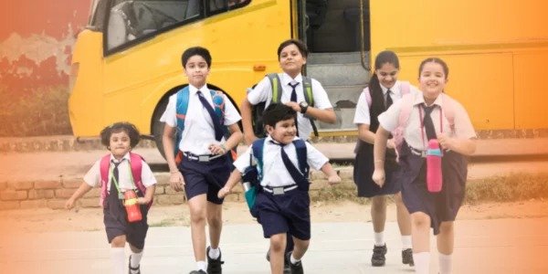 आने वाला है स्कूलों में नया सेशन, निजी स्कूलों में पढ़ने वाले बच्चों के अभिभावकों का बज जाता है बाजा