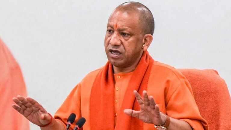 गर्मियों में आग लगने की न हों घटनाएं, सीएम योगी के निर्देश पर अफसरों ने संभाली कमान