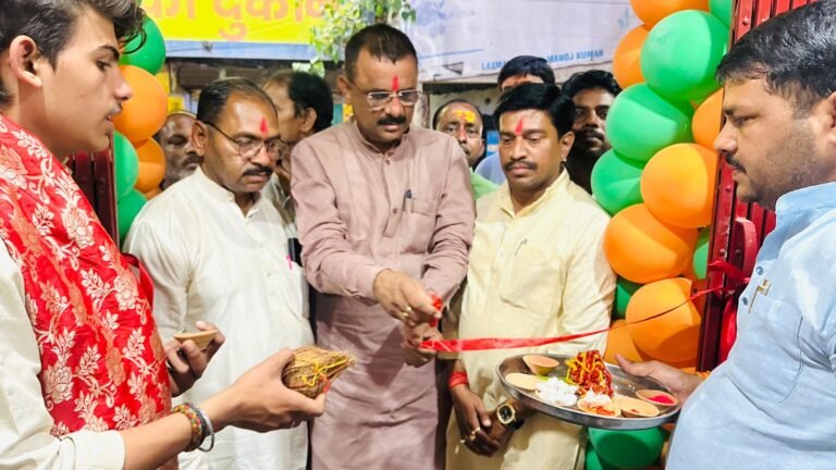 महापौर ने लक्सा में ट्रांसजेंडर सुविधा युक्त आधुनिक शौचालय का किया लोकार्पण