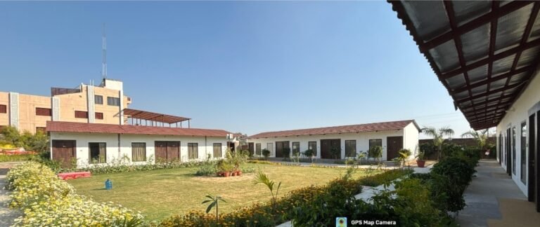 उभरते वैश्विक पर्यटन और व्यावसायिक केंद्र के रूप में विकसित हो रही काशी